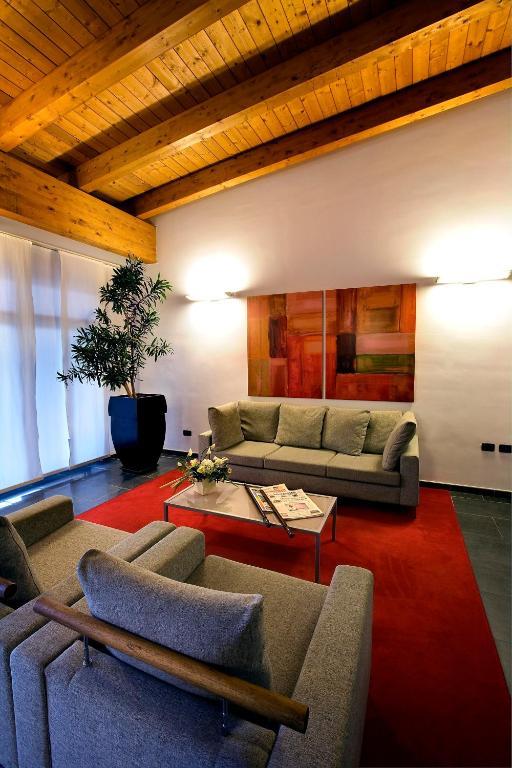 Gallia Hotel 3*